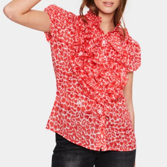 Women's Ruffle Blouse - Picture 10 of 15